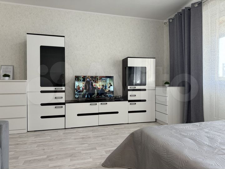 1-к. квартира, 42 м², 7/10 эт.