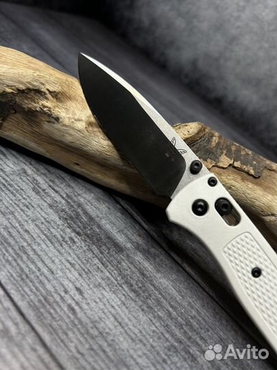 Нож benchmade bugout 535