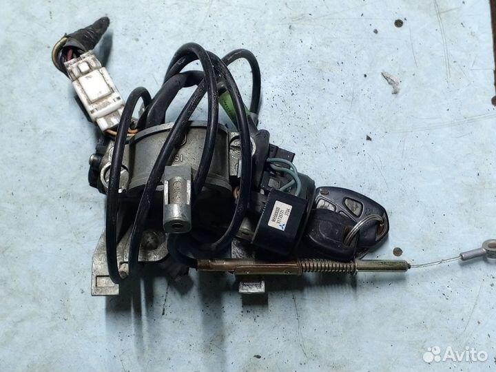 Замок зажигания на Митсубиси Галант 02г USA