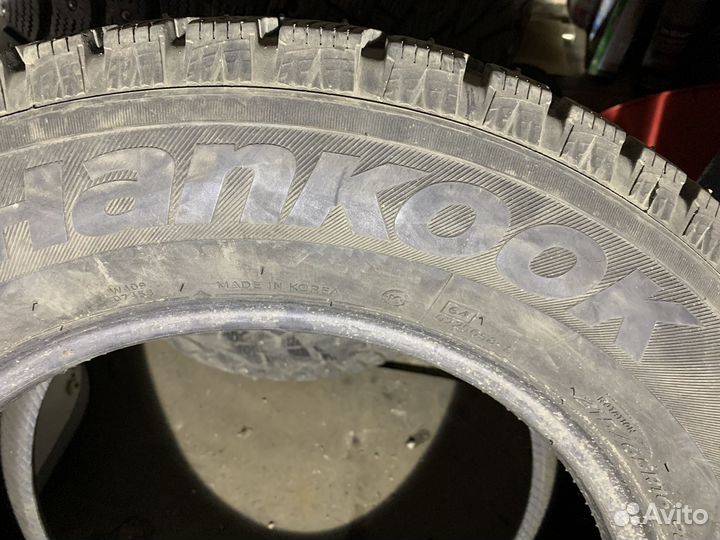 Hankook Winter I'Pike 215/65 R16 98