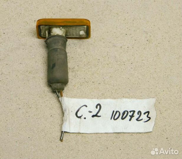 Повторитель поворота в крыло VW Golf 2 depo