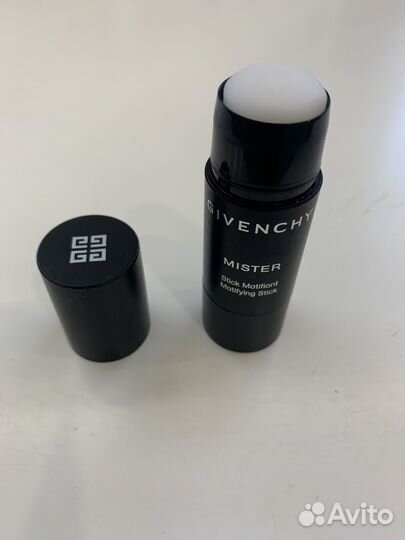 Givenchy матирующий стик