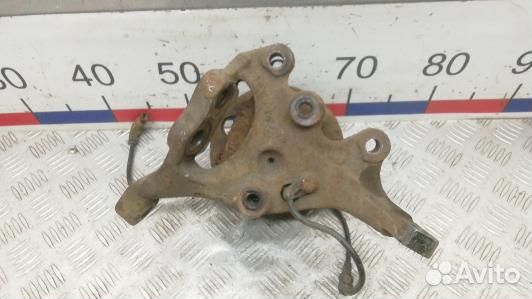 Ступица передняя левая mercedes benz C-class W203