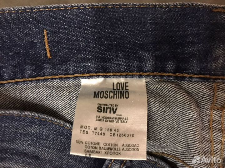 Джинсы love moschino