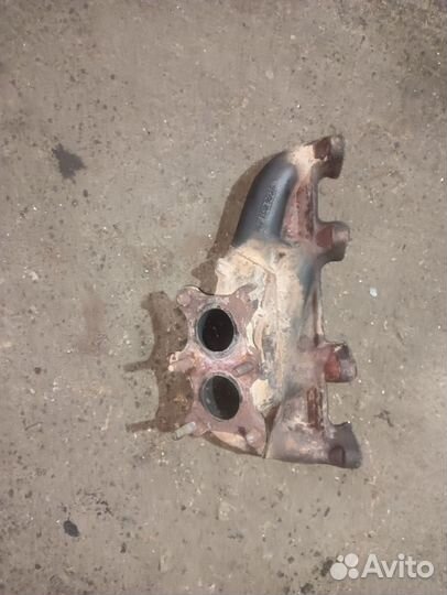 Коллектор выпускной Passat b3