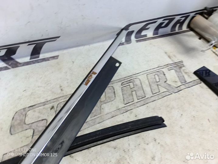 Молдинг двери задний левый Audi Q7 4L 3.0 BUG 2007