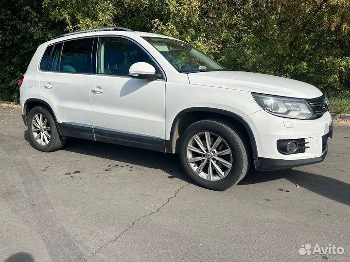 Volkswagen Tiguan 2.0 AT, 2011, 231 000 км