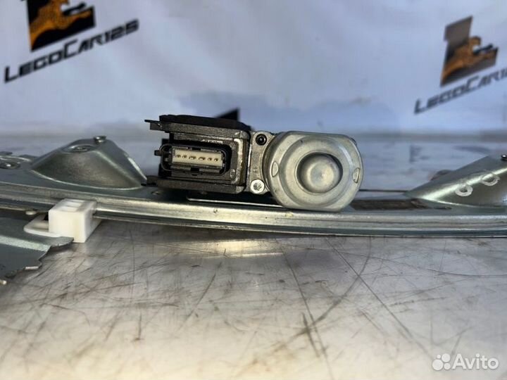 Стеклоподъемник задний правый Peugeot 308Sw DV6C