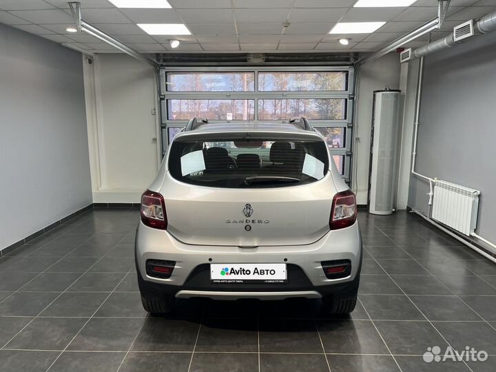 Renault Sandero Stepway 1.6 AT, 2019, 33 645 км