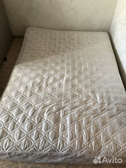 Матрас б/у 140х200
