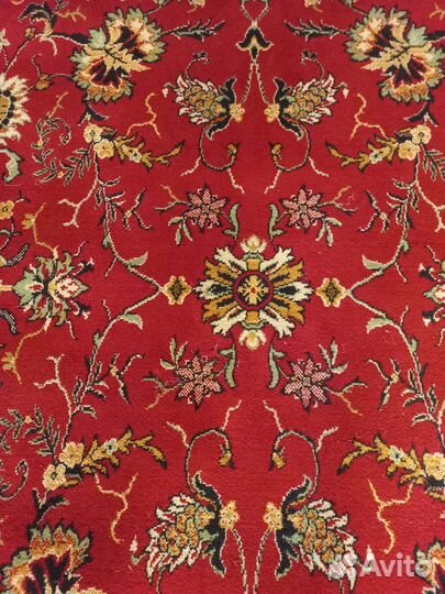 Ковер шерсть, Чехословакия, разм.1,6х2,4. Торг