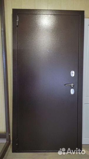 Дверь входная