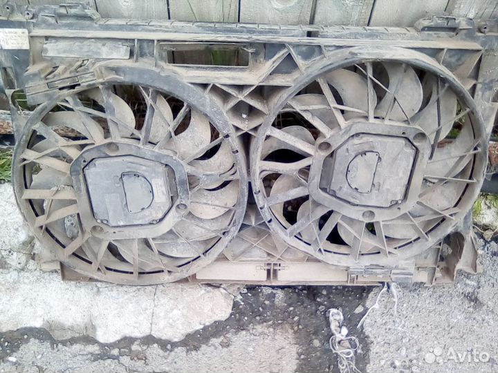 Вентилятор охлаждения Ауди А8,Д3
