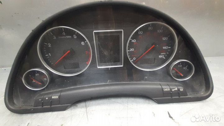 Панель приборов Audi A4 B6 2000-2004 седан 1