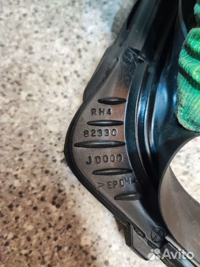 Уплотнитель заднего стекла Nissan Qashqai j10