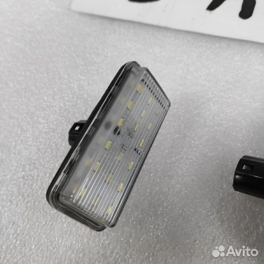 LED подсветка заднего номера Land Cruiser 200