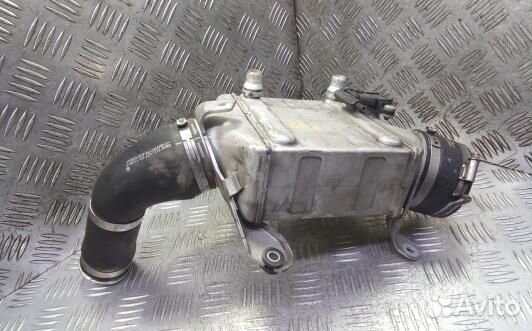 Радиатор интеркуллера BMW 7 F01 (3FX22KC01)