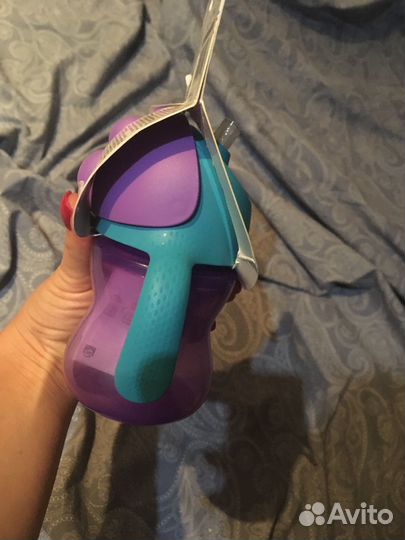 Поильник с трубочкой avent новый