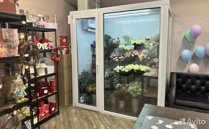 Магазин цветов на Ботаническом саду