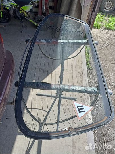 Chevrolet lanos 08г. Стекло заднее