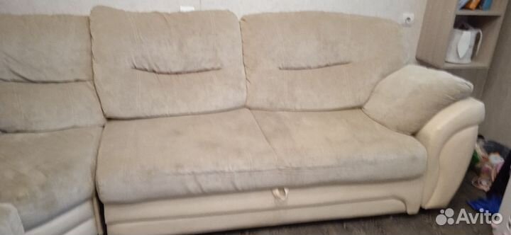 Диван угловой