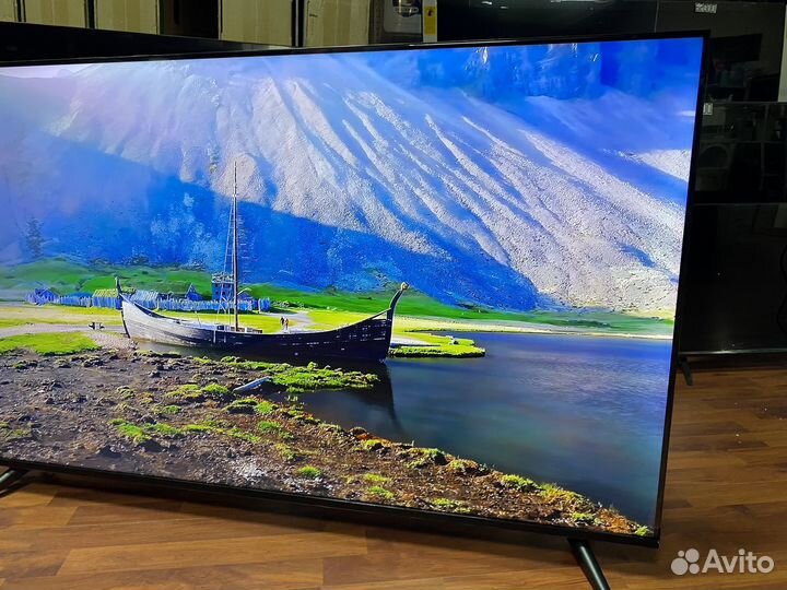 Сверх тонкий 55 с LG SMART TV и пультом указкой