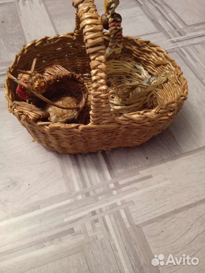 Корзина плетеная