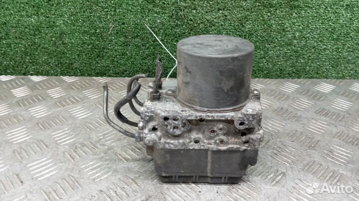 Блок abs Toyota Rav4