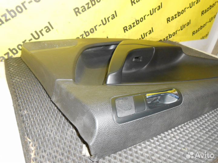 Обшивка задней левой двери Фольцваген Пассат Б6