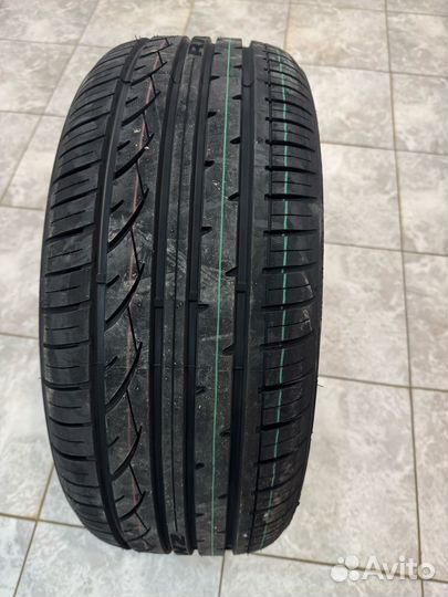 Rydanz Roadster R02 225/50 R17 98W