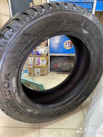 Hankook Winter I'Pike 215/65 R17 98T