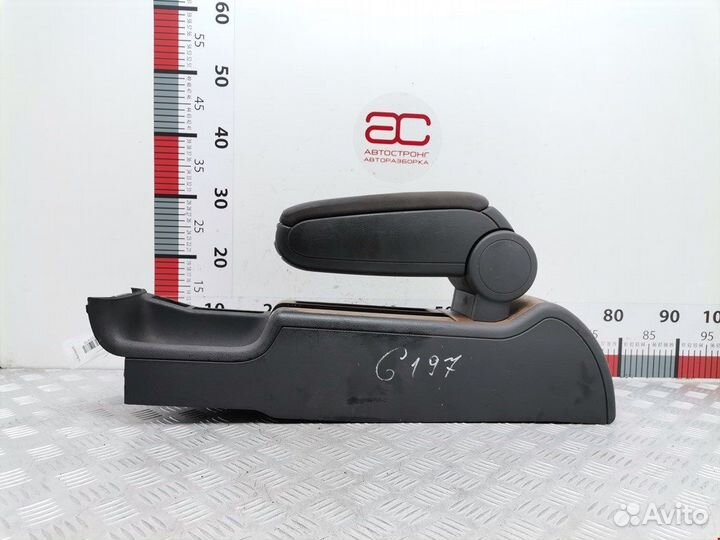 Подлокотник Audi A6 C5