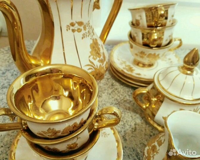 Сервиз чайный белый с золотом