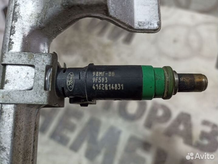 Топливная рампа Ford Fiesta 5 fхja V-1.4