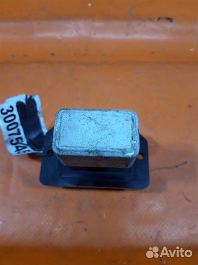 Резистор отопителя Mitsubishi Pajero /Montero (V1