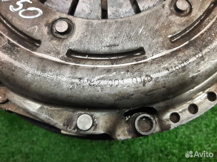 Б/У Комплект сцепления 3082001011, VAG