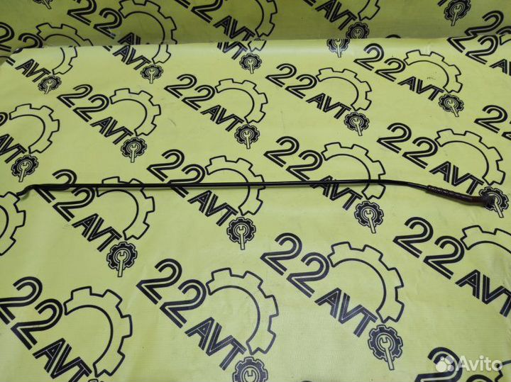 Упор капота Volkswagen Tiguan 5NZ cczc 18.09.2010