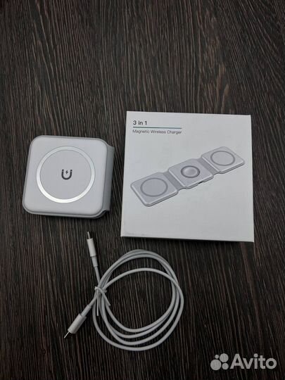 Беспроводное зарядное устройство 3 в 1