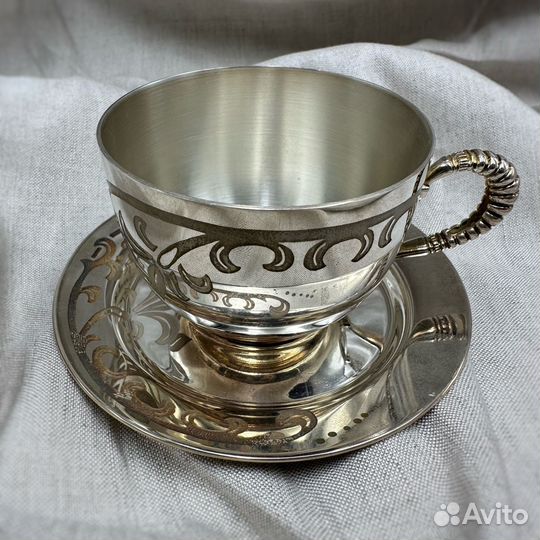 Серебряная кофейная пара (чашка и блюдце)