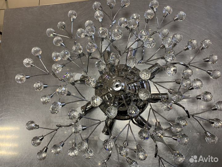 Потолочная люстра. В наличии 4шт