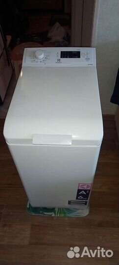 Стиральная машина с вертикальной загрузкой