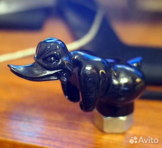 Злая утка на капот