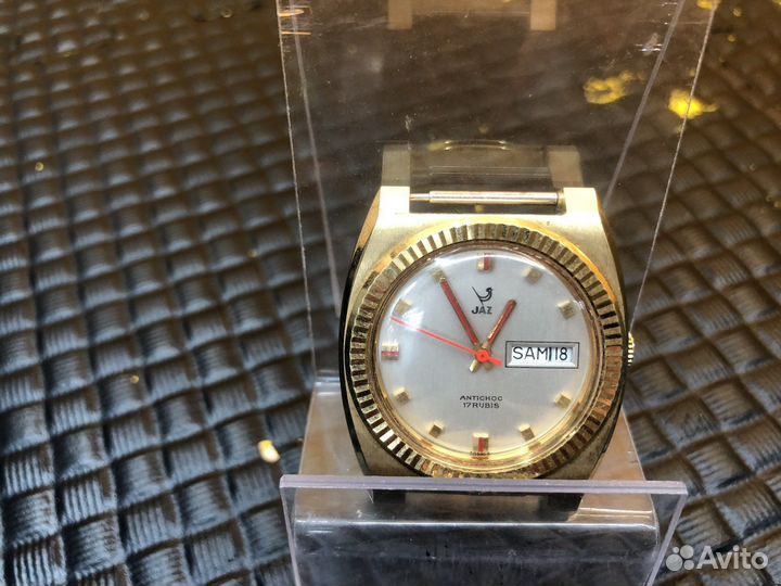 Z.2663 Часы Jaz antishoc