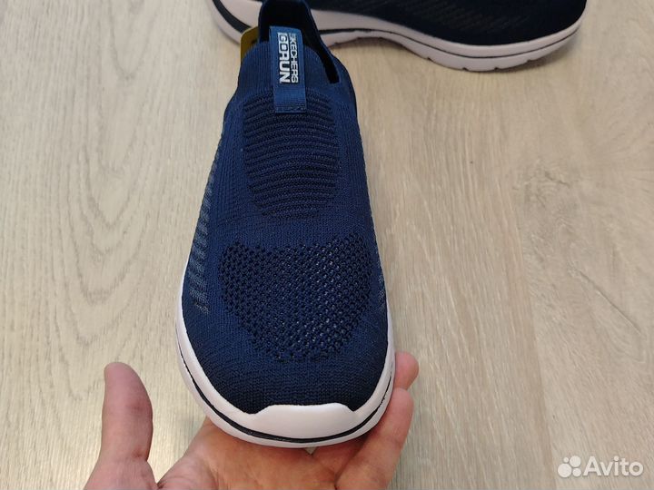 Кроссовки мужские skechers