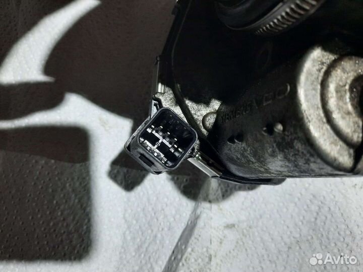 Дроссельная заслонка N52 BMW