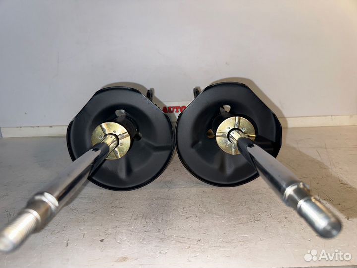 Амортизатор передний левый правый кт Corolla 120