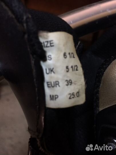 Роликовые коньки