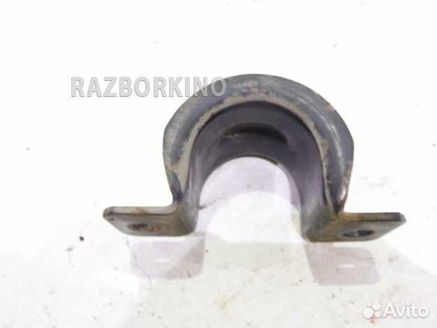 Скоба стабилизатора переднего