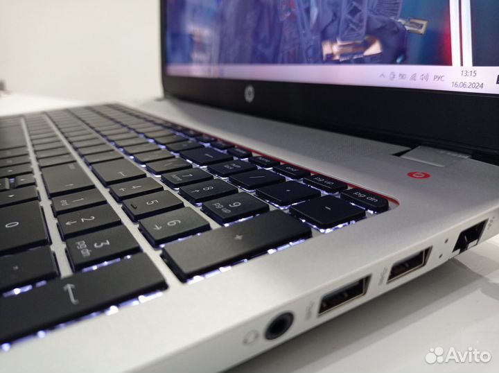 Игровой ноутбук HP Envy