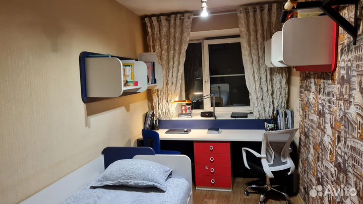 Мебель в детскую комнату